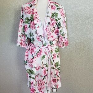 Show me your Mumu floral Robe